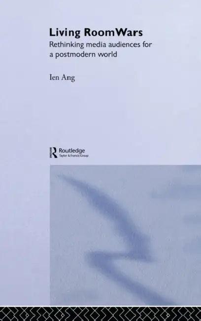 Living Room Wars (English, Ien Ang)