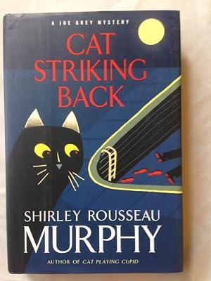 Cat Striking Back: A Joe Grey Mystery (Joe Grey Mysteries) by Murphy, Shirley Rousseau | Hardcover | Fiction 2