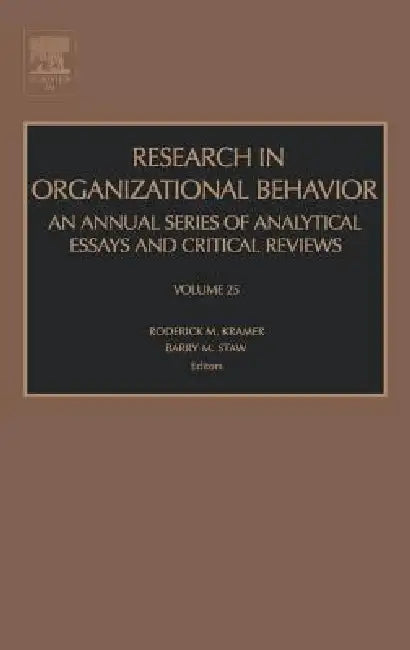 Research in Organizational Behavior (English, Roderick M. Kramer | Barry Staw)