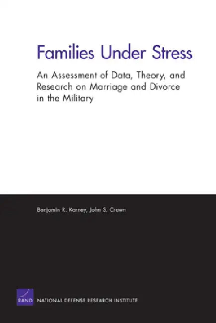 Families Under Stress (English, Benjamin R. Karney | John S. Crown)